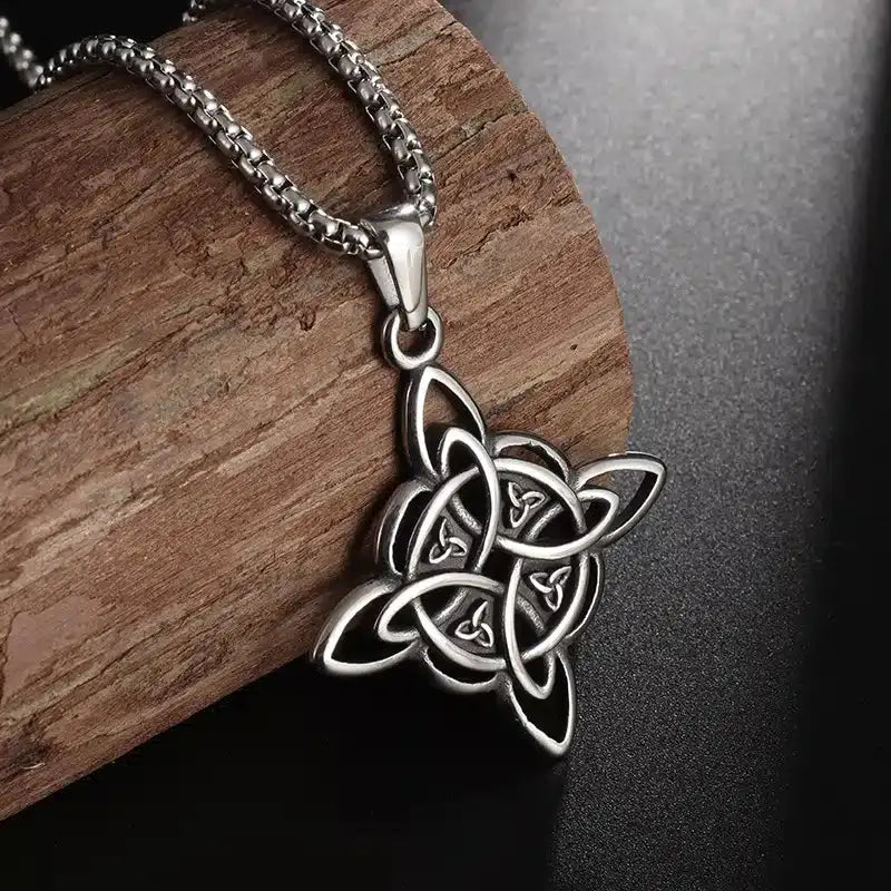 Bijoux Noeud de sorcière (Wiccan)