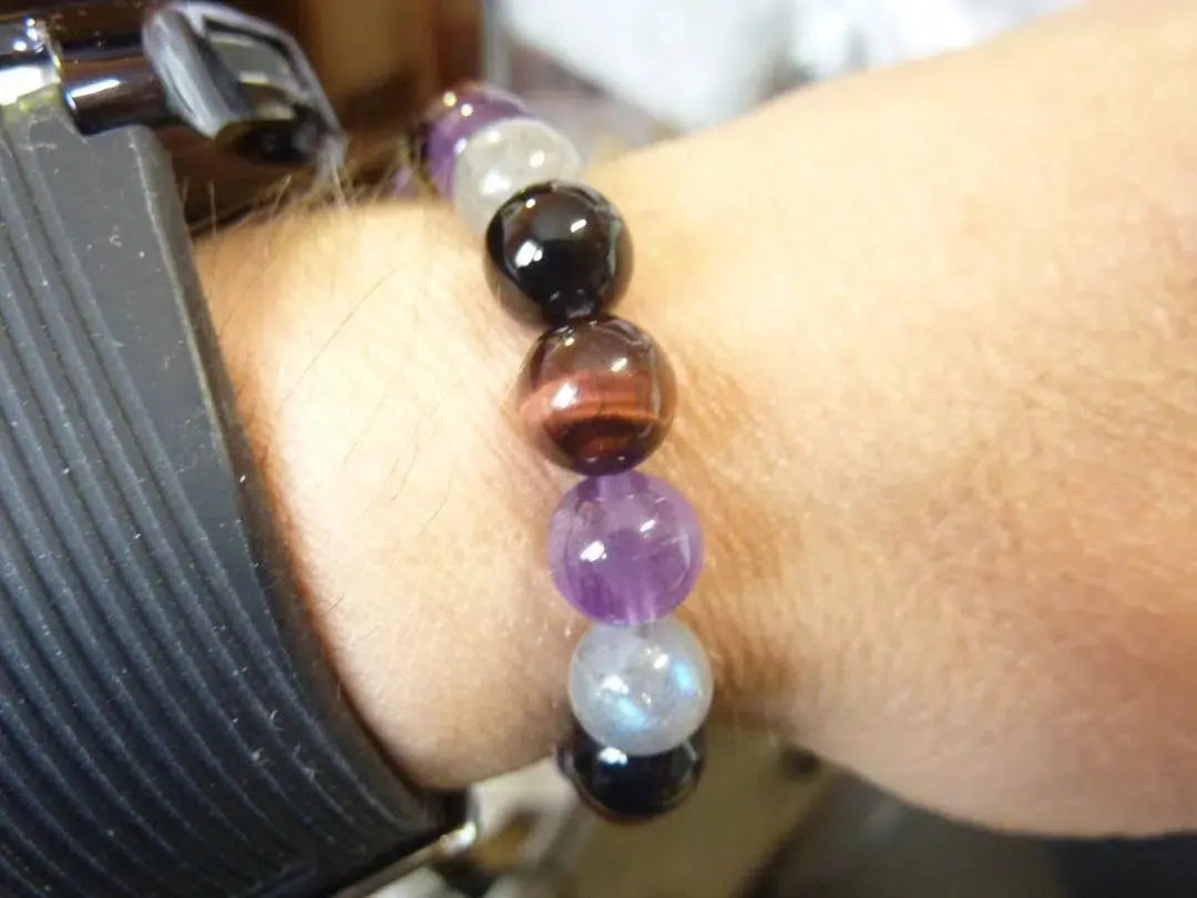 Bracelet en Labradorite-Améthyste-Tourmaline noire-Oeil de taureau mapierredeprotection