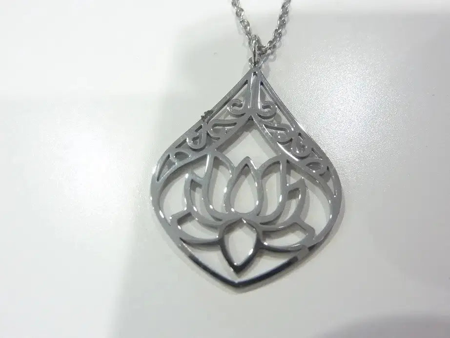 Coller pendentif Fleur de lotus