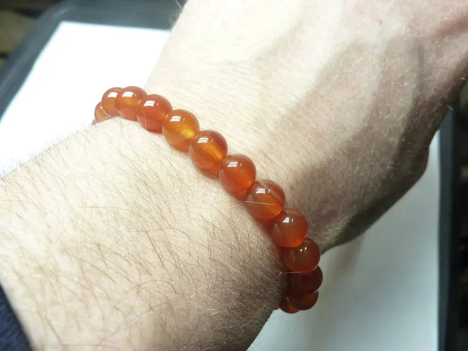 Bracelet en cornaline naturelle de qualité AAA monté sur fil élastique, perles rondes orange rouge, pierre de vitalité et confiance.