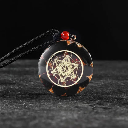 Pendentif orgonite cube Métatron – Obsidienne – grenat