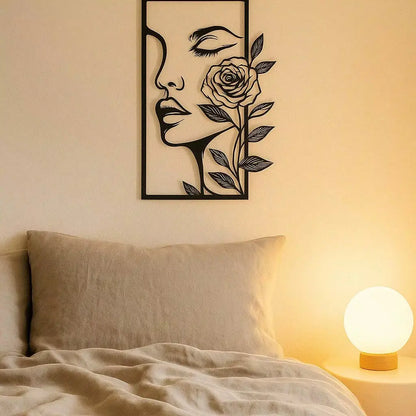 Visage de femme et rose plaque en métal 
