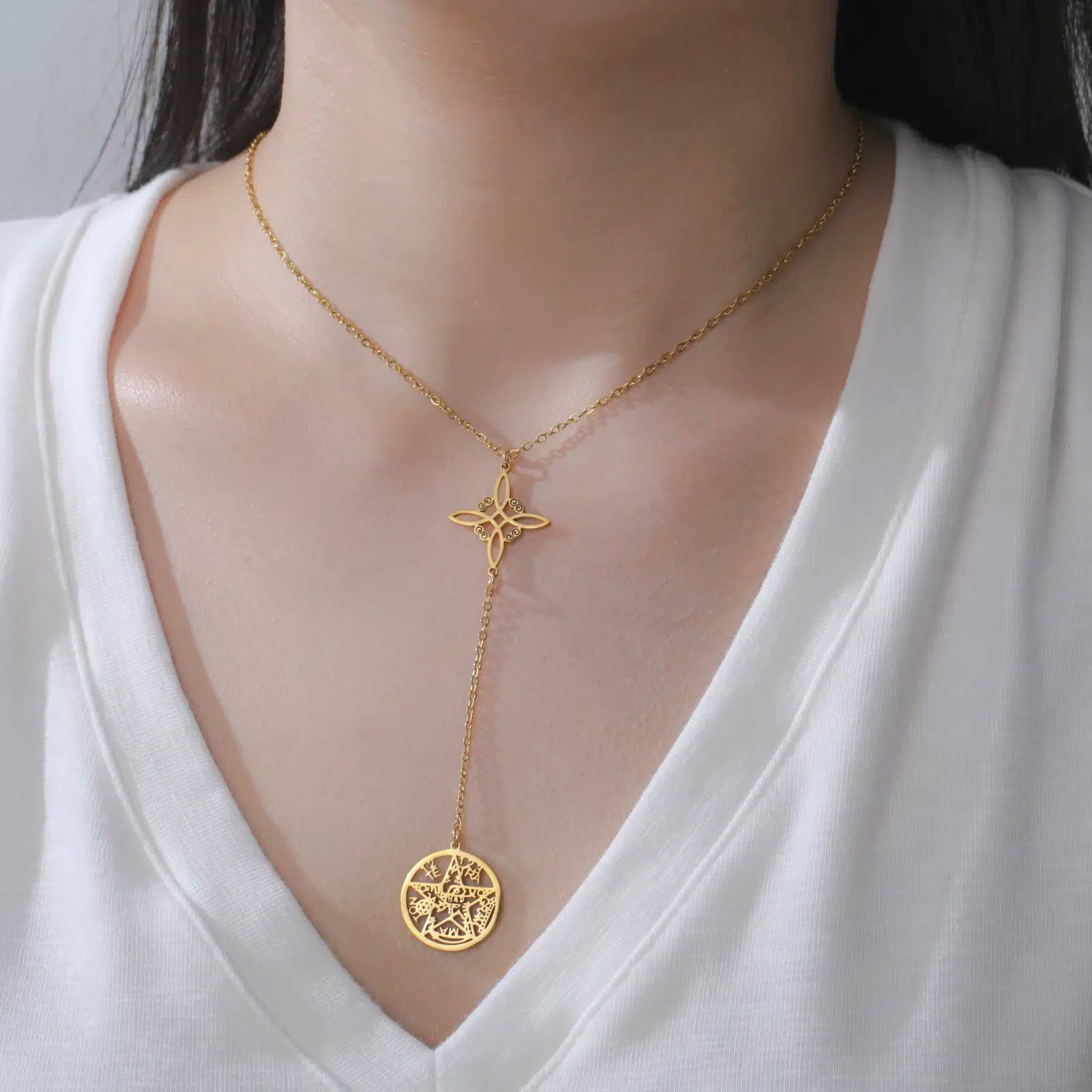 Collier pendentif noeud de sorcière + Tetragramme mapierredeprotection